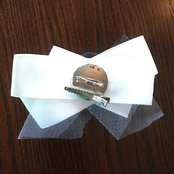 WHBM Floral Bow Pin & Clip - Picture 3 of 3